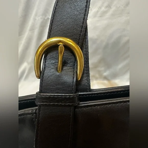 Vintage Coach Soho Waverly Small Tote with Gold Hardware- Style 4133 - Picture 10 of 14